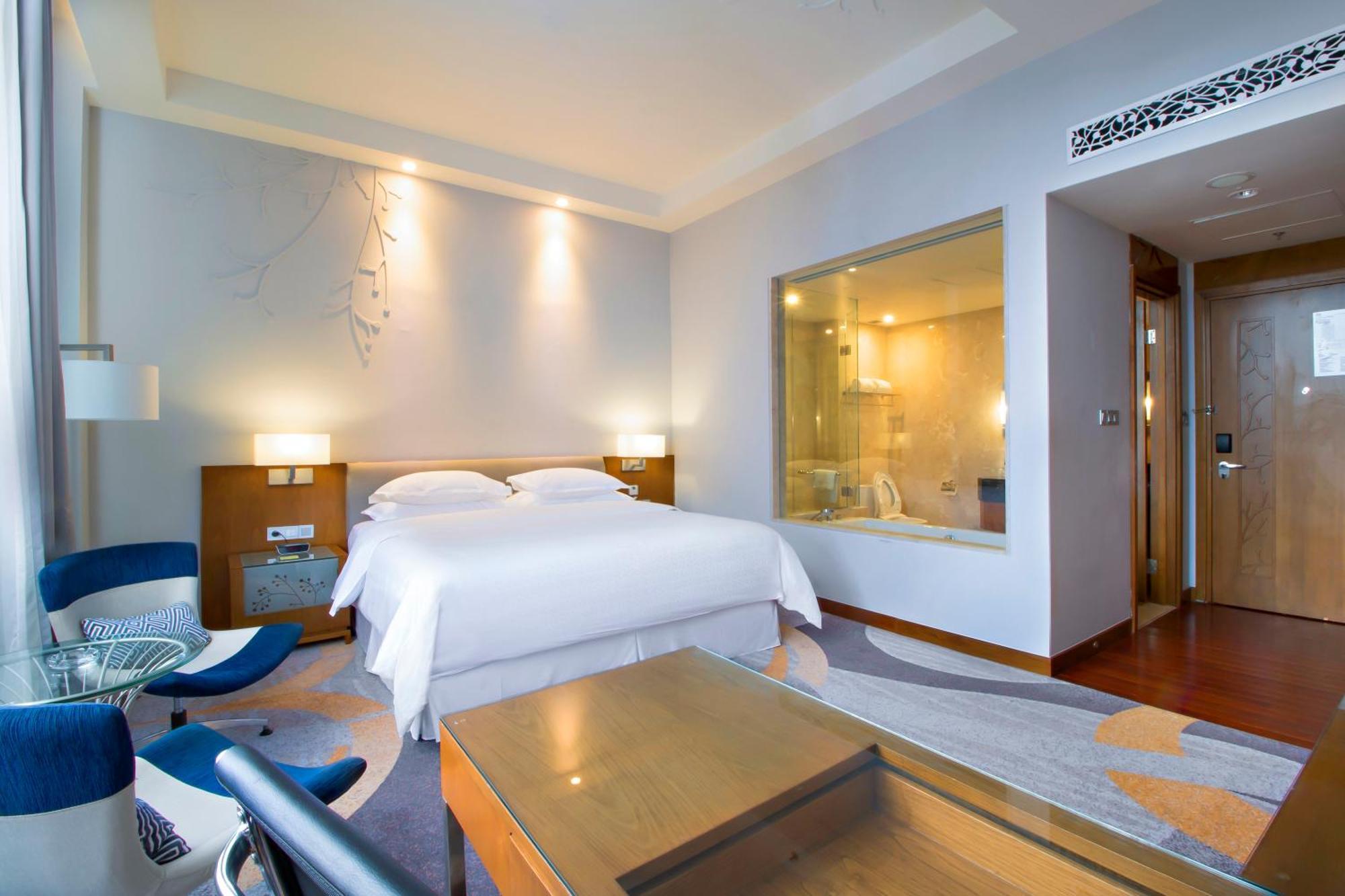 Four Points By Sheraton Manado Buitenkant foto