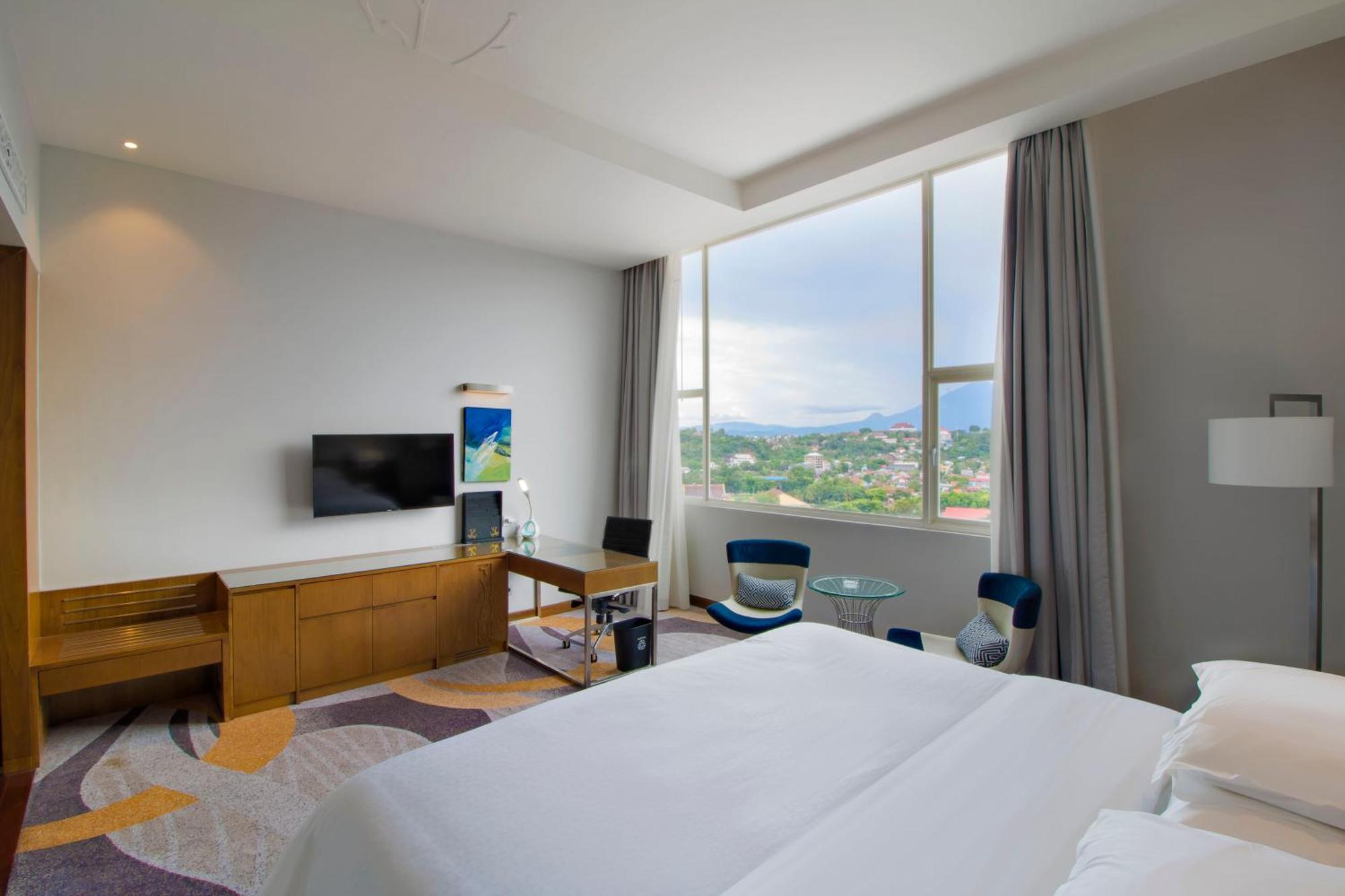 Four Points By Sheraton Manado Buitenkant foto