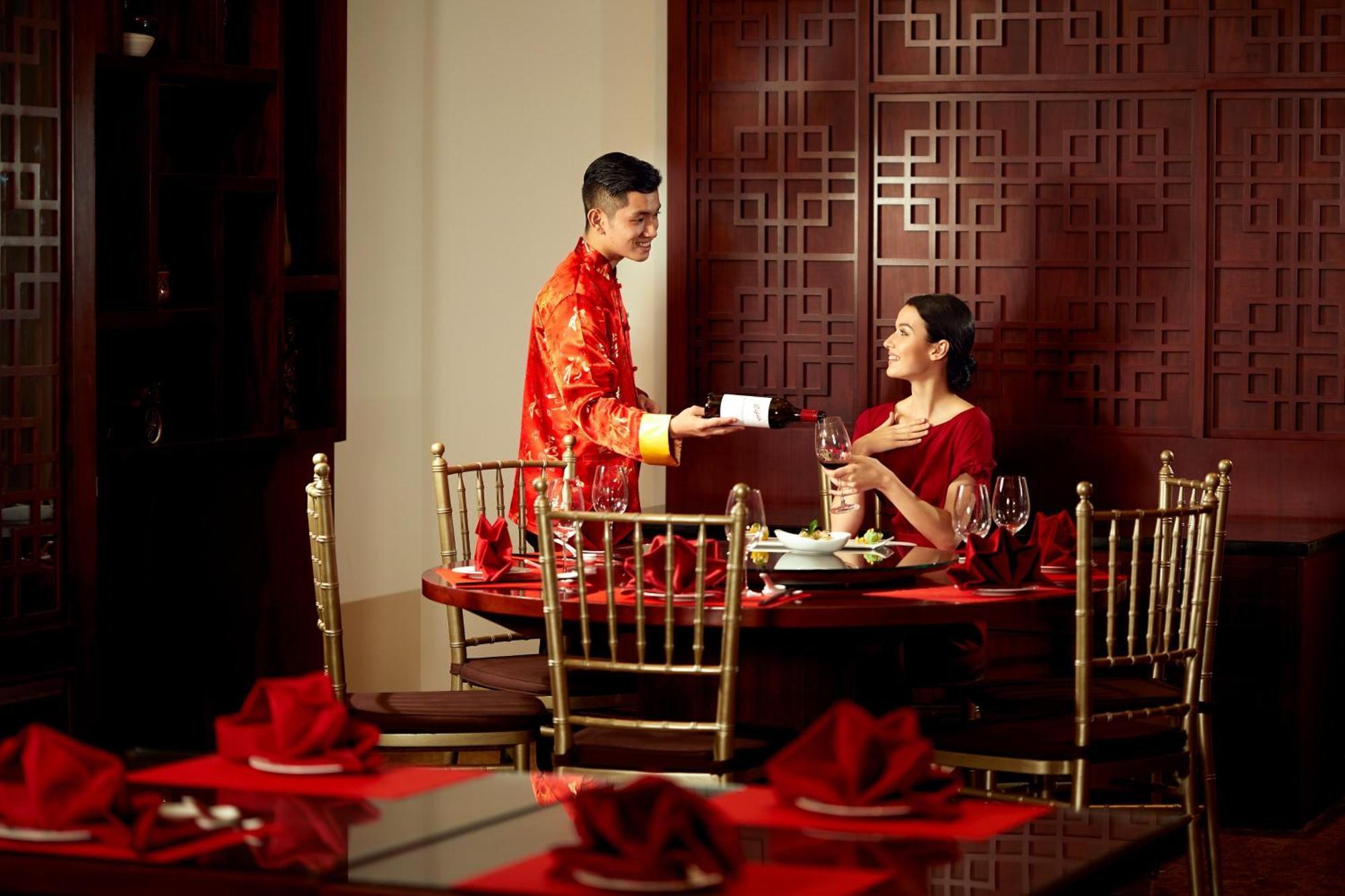 Four Points By Sheraton Manado Buitenkant foto