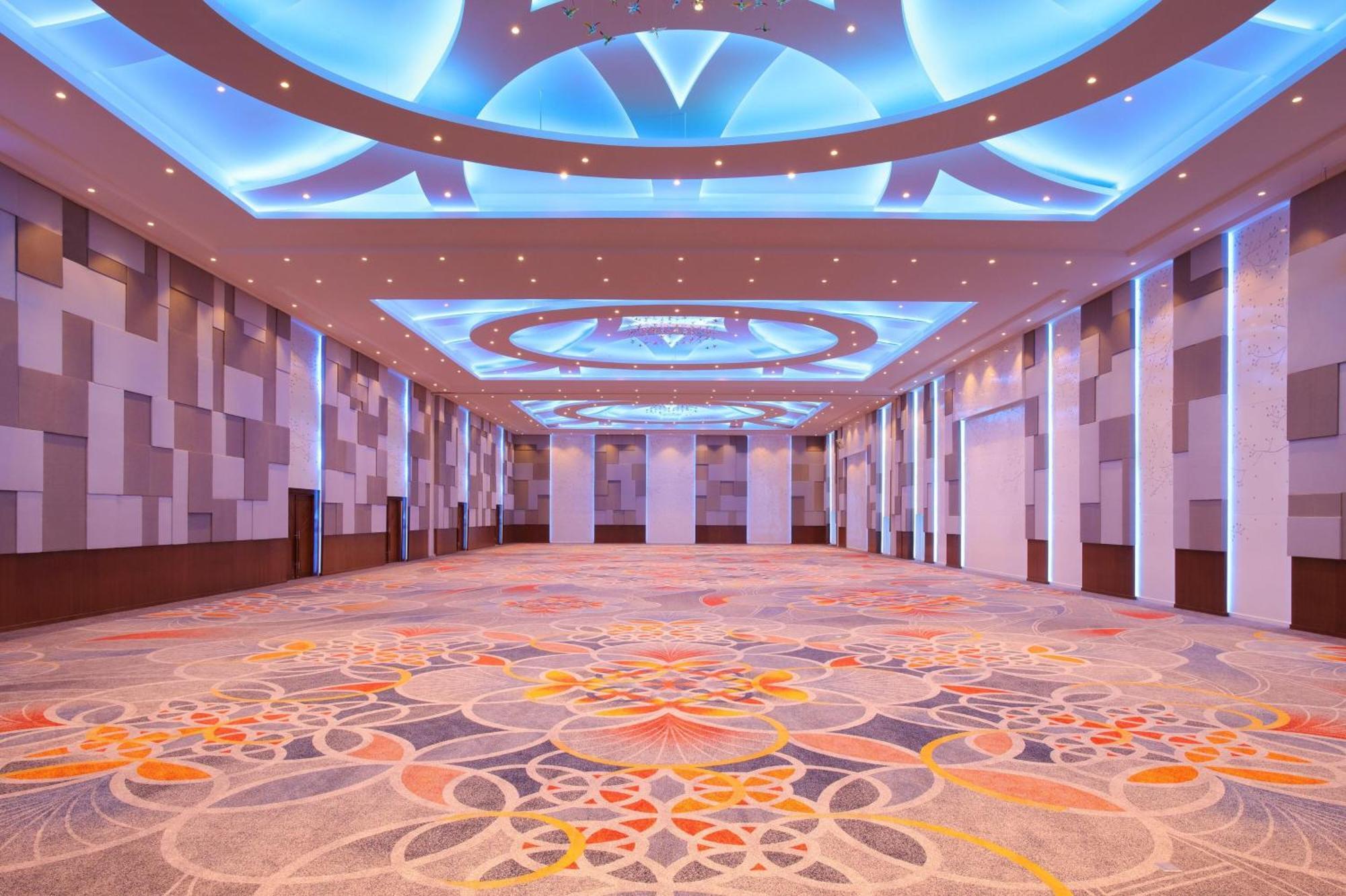 Four Points By Sheraton Manado Buitenkant foto