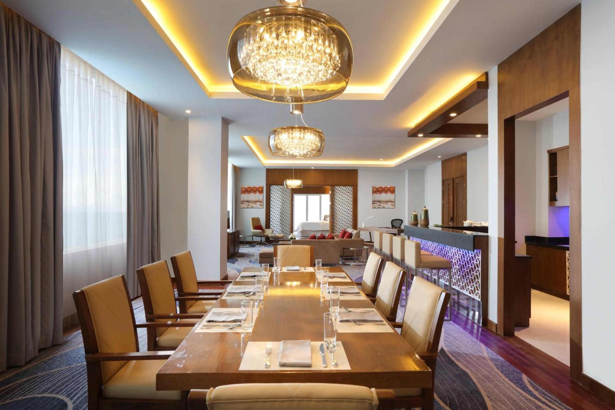 Four Points By Sheraton Manado Buitenkant foto
