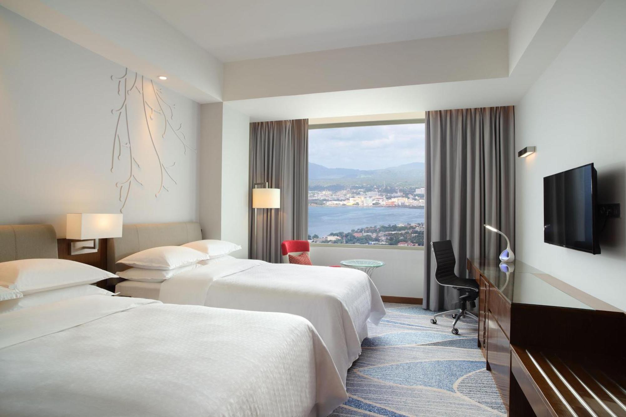 Four Points By Sheraton Manado Buitenkant foto