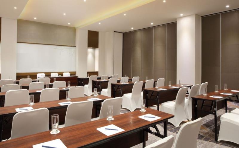 Four Points By Sheraton Manado Buitenkant foto